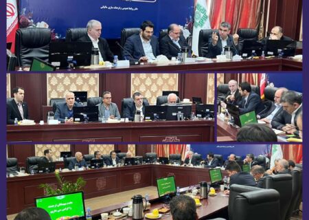 نشست تخصصی رئیس اتاق اصناف تهران و رئیس سازمان امور مالیاتی کشور / استفاده از ظرفیت‌های تبصره ماده صد و ایجاد ضریب کاهشی مالیات ارزش افزوده در برخی صنوف