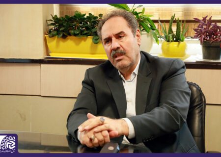 عرق جبینش را کسبه در ۴۶ سال ریختند تا فروشگاه های بزرگ نانش را در عرض چهار سال بخورند!/ آقای پزشکیان بفرمایید رودررو با ما صحبت کنید
