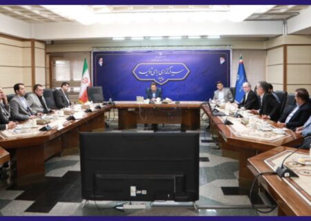 دیدار رئیس، هیات رئیسه، تعدادی از روسای اتحادیه‌های صنفی و هیات امناء بازار تهران با وزیر و قائم‌مقام وزارت صمت