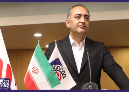 توقف در صنف ابزارفروشان بی معناست/ تامین مالی کسب و کارها نیاز امروز جامعه صنفی است/ پای کارِ نشاط اجتماعی، پویایی و اتحادِ صنفی