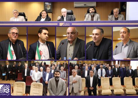 اجلاس نوزدهم به برکت خون شهدا و نفسِ بزرگانی که در کشور جانفشانی کردند/ نخبگان اقتصادی همدلانه در مسیر توسعه/ رئیس اتاق: اتحادیه ها و صنوف منشاء اثر، آرامش و امنیت هستند
