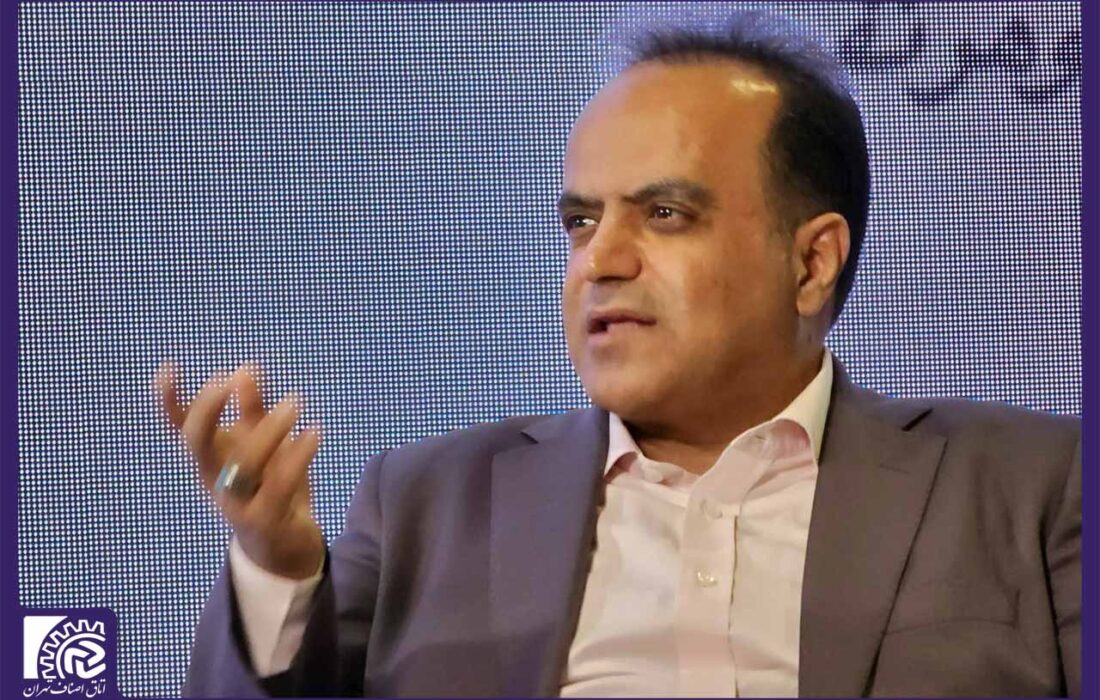 ادامه شرایط بحرانی در بازار هنرصنعت طلا و جواهر کشور و افزایش قیمت به دلیل نوسانات ارزی/ چشم امید به آغاز ماه ربیع الاول