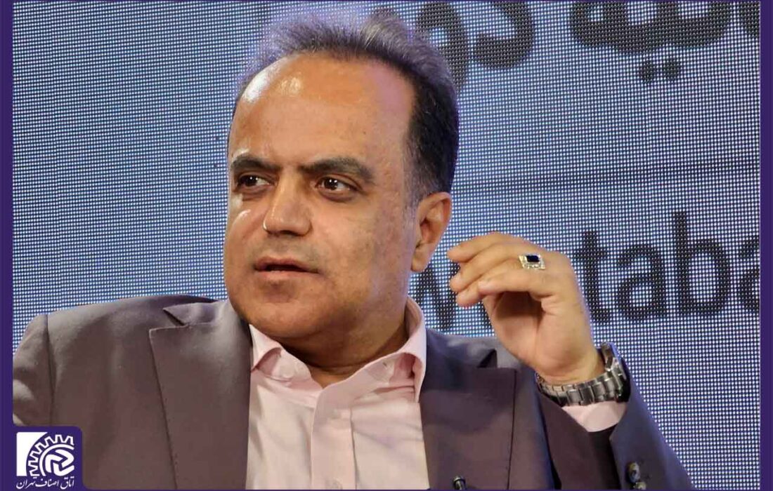 بالا رفتن قیمت طلا تحت تاثیر نوسانات ارز در بازارِ داخل و افزایش در بازارهای جهانی