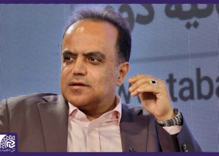 بالا رفتن قیمت طلا تحت تاثیر نوسانات ارز در بازارِ داخل و افزایش در بازارهای جهانی