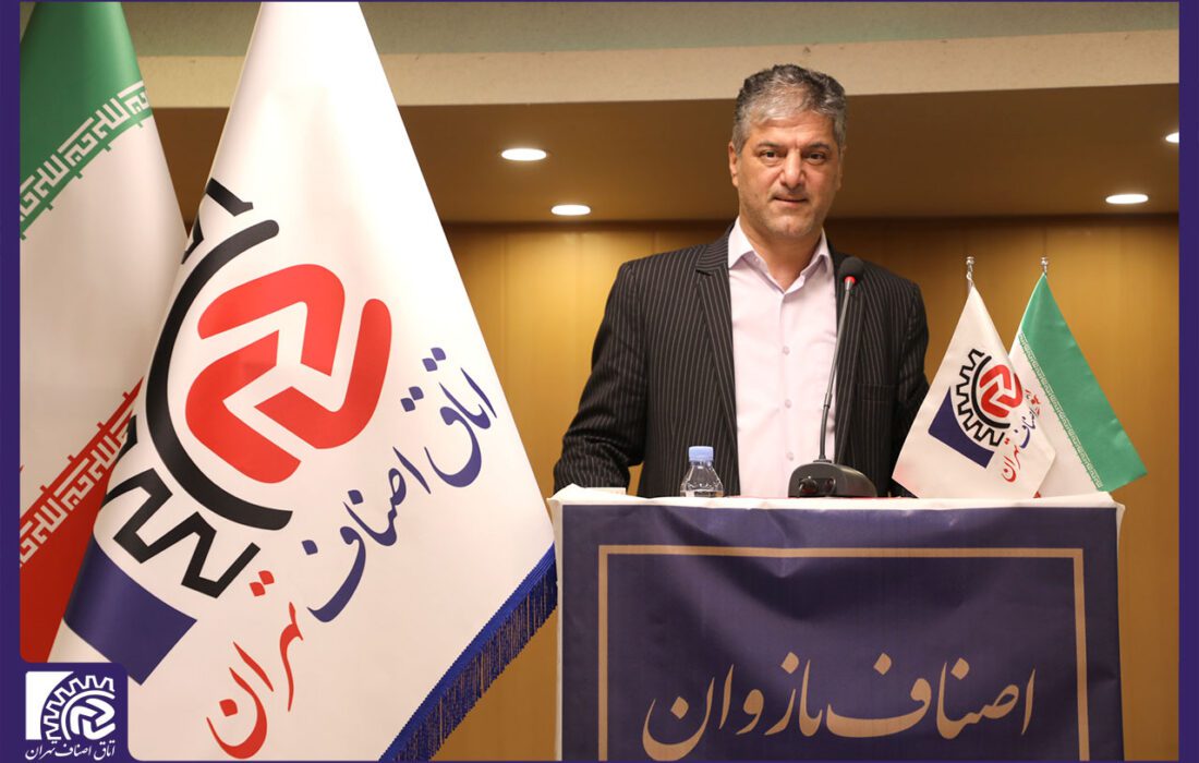هم تاسیس و هم تعطیلی بازار گل اتوبان شهید بابایی خسارات جبران ناپذیری به بار آورد/ نهادهای دولتی، نظر کارشناسی متولیان صنف را بپرسند!