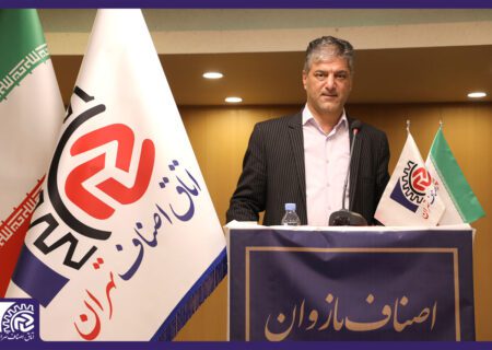 هم تاسیس و هم تعطیلی بازار گل اتوبان شهید بابایی خسارات جبران ناپذیری به بار آورد/ نهادهای دولتی، نظر کارشناسی متولیان صنف را بپرسند!
