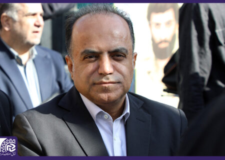 کاهش پایدار قیمت طلا و سکه/ پیش‌بینی بازار فردا ۲۶ آبان ماه