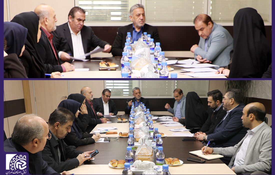 صنوف، البسه مقبول عرضه می کنند؛ چگونگی و جای استفاده از آن از حیطه اختیار اتحادیه ها خارج است!/ پوشاک مناسب باید قیمت مناسب هم داشته باشد